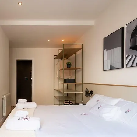 Petit Luxe Tobella Baixos Apartment Terrassa Exterior photo